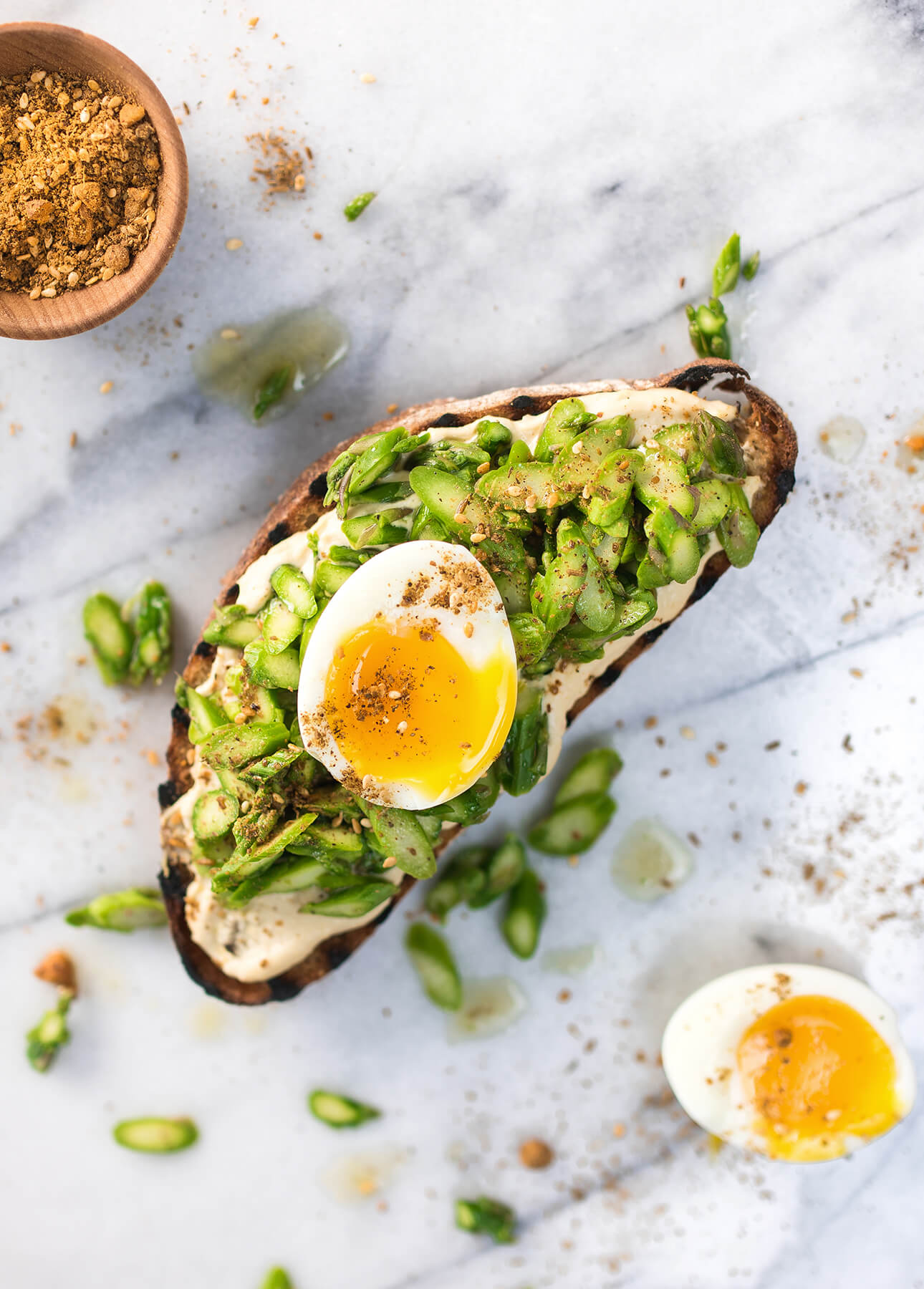 Dukkah, Soft-Boiled Egg, and Fresh Asparagus Tartine // FoodNouveau.com