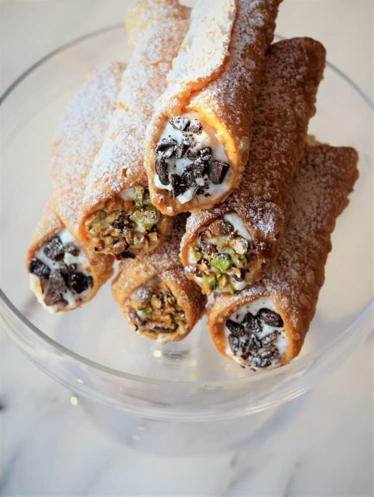 Sicilian Cannoli by Mangia Bedda