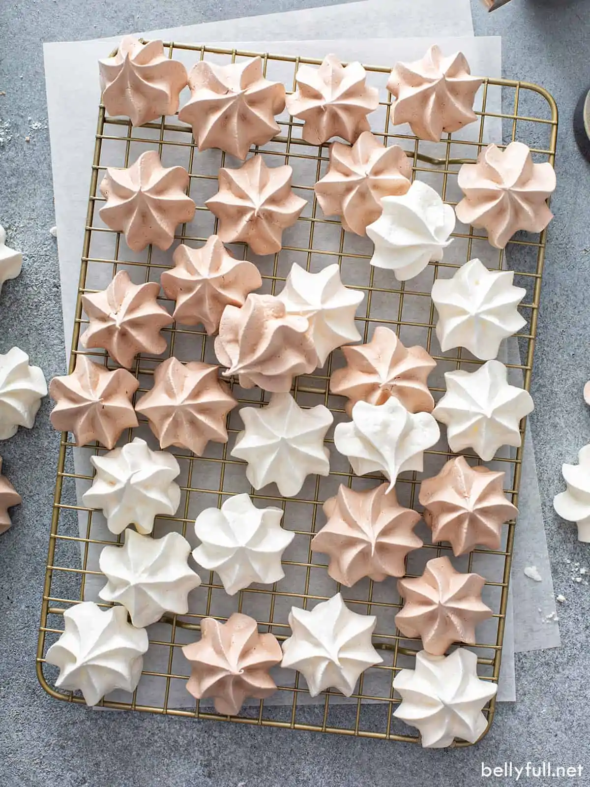 Meringue Cookies by BellyFull // FoodNouveau.com