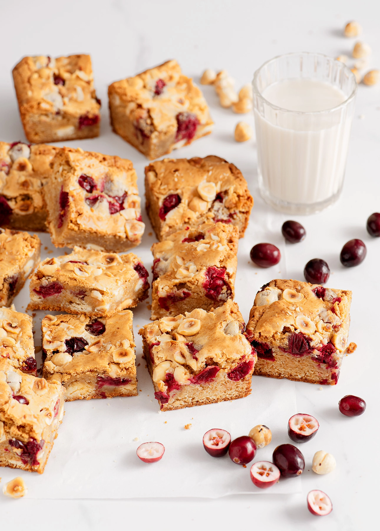 White Chocolate, Hazelnut, and Fresh Cranberry Blondies // FoodNouveau.com