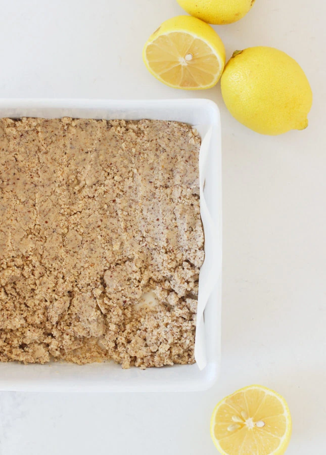 Easy, Dairy-Free Lemon Bars // FoodNouveau.com