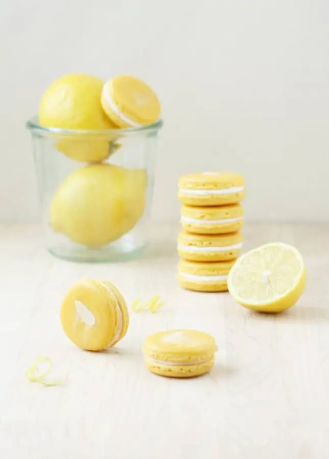 Lemon Mascarpone Macarons // FoodNouveau.com